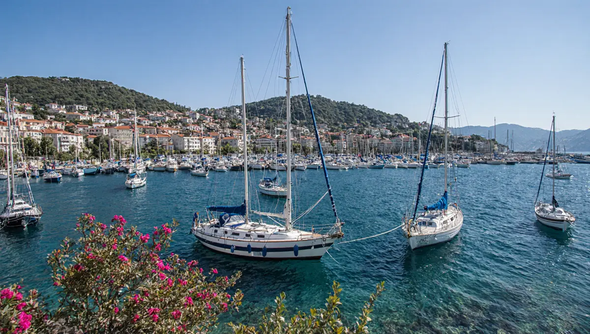 İzmir'de Serin ve Bulutlu Hava Bekleniyor