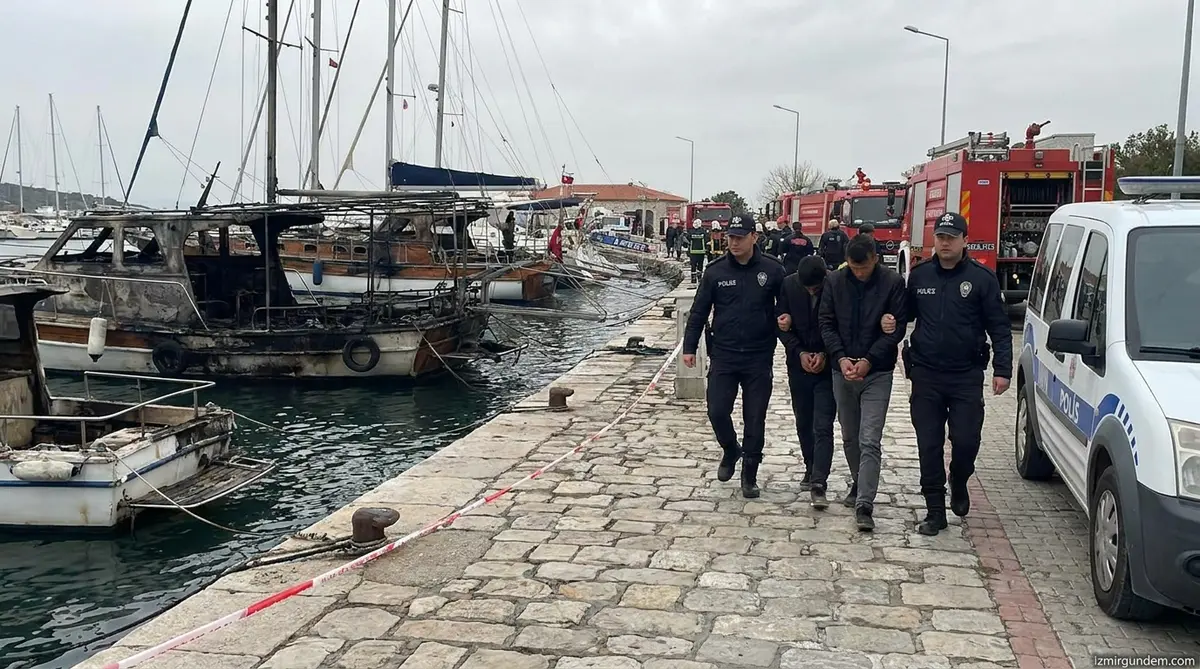 Alaçatı Port Yangınında 2 Şüpheli Yakalandı