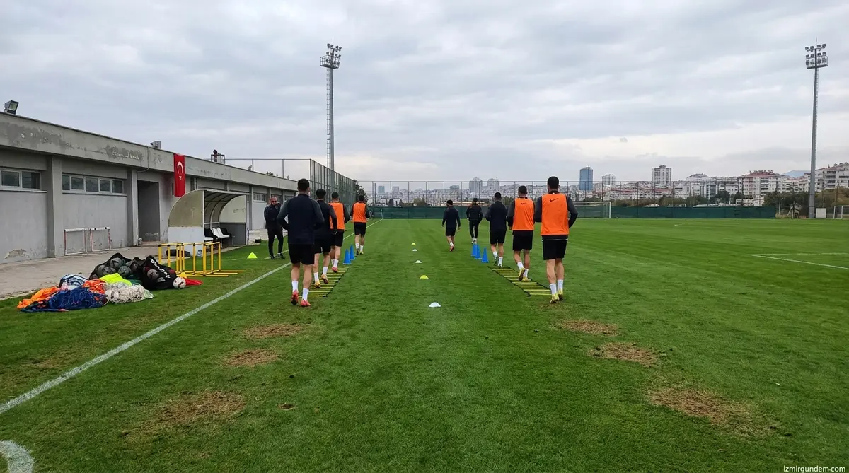 Altay Yeni Sezona 17 Eksikle Başladı: Kadro Alarmı Veriyor