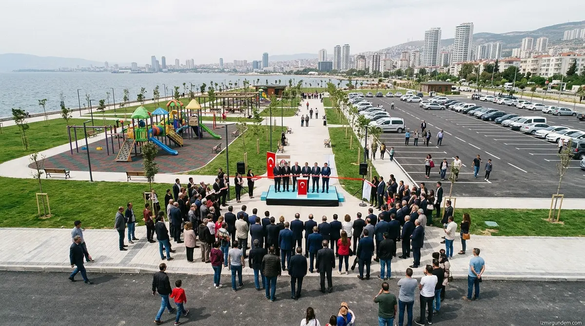 Bayraklı Soğukkuyu'da Çifte Açılış: Park ve Otopark...