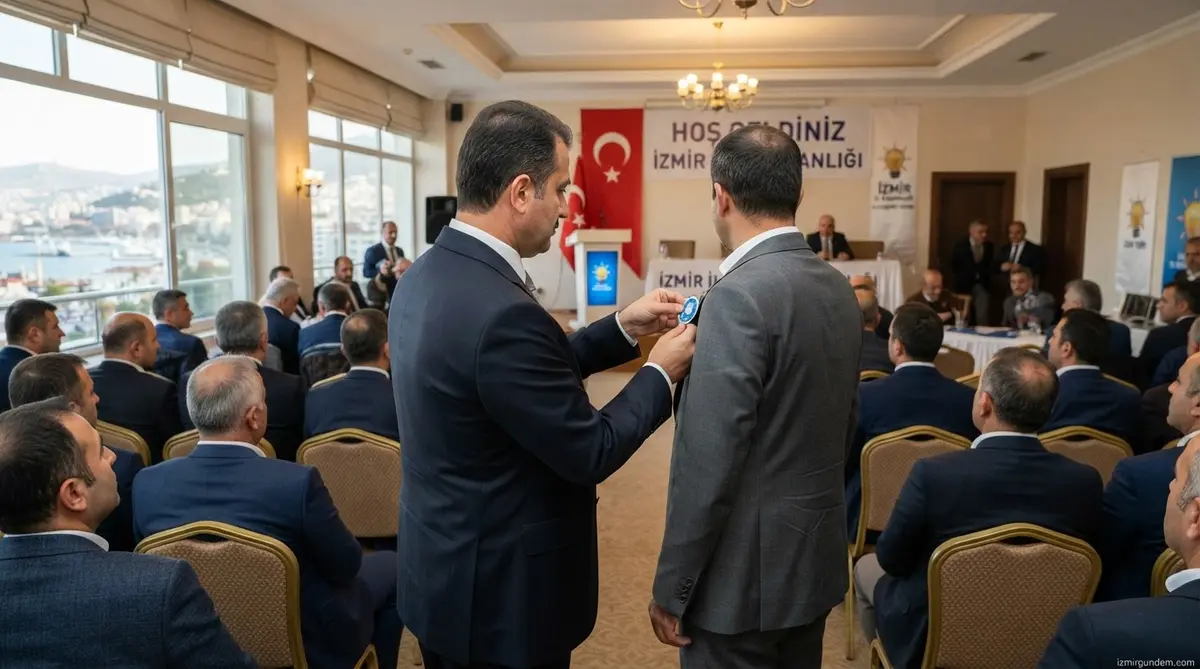 Buca’da Siyasi Değişim: CHP’li Meclis Üyesi Murat Sinat AK Parti’ye