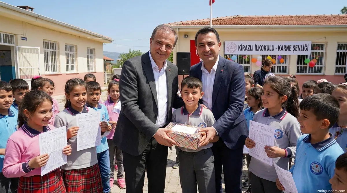 Cemil Tugay'dan Kirazlı Öğrencilere Karne Sürprizi