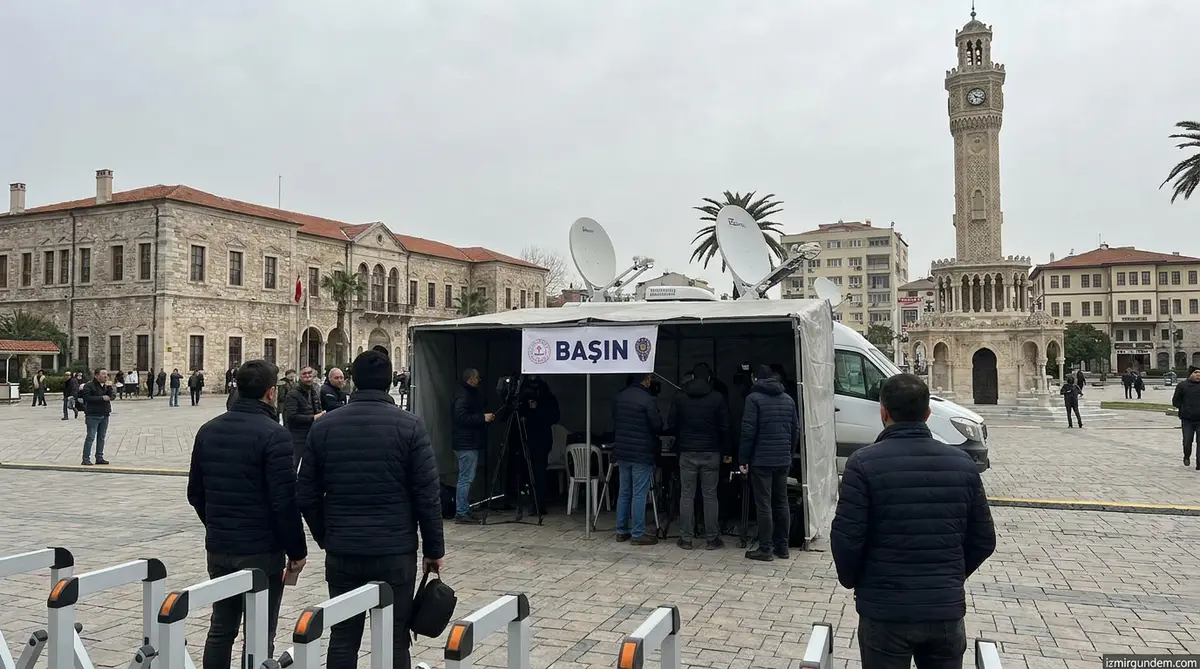 CHP’li 7 Eski Vekilden İzmir Duruşu Çağrısı: Geri Dönün