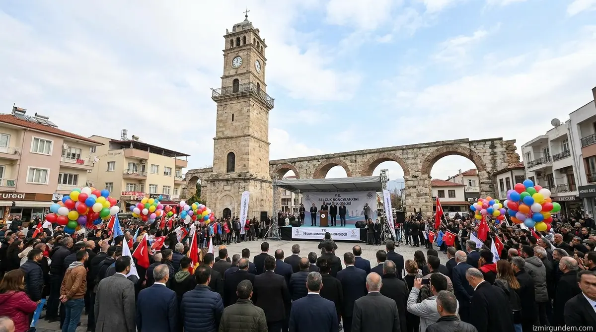 Efes Selçuk'ta Tarihi Geri Dönüş: Dostluk Saati Yerine Konuldu