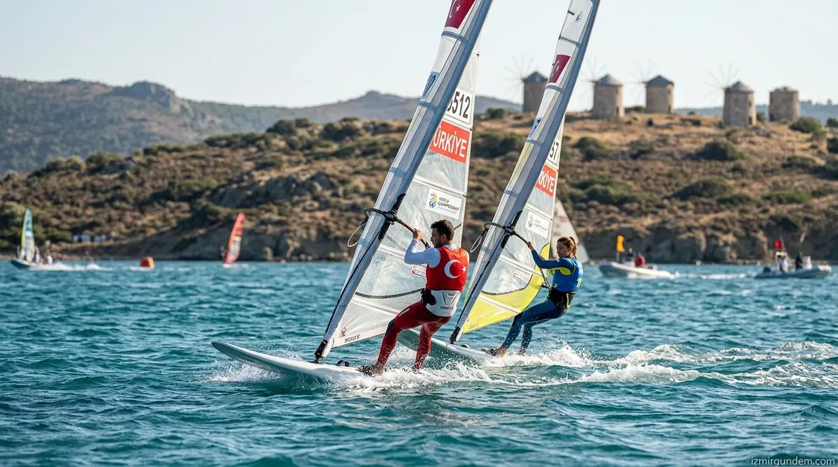 Foça'da Dünya Şampiyonası Heyecanı: Milli Sörfçüler Madalyaya Koşuyor