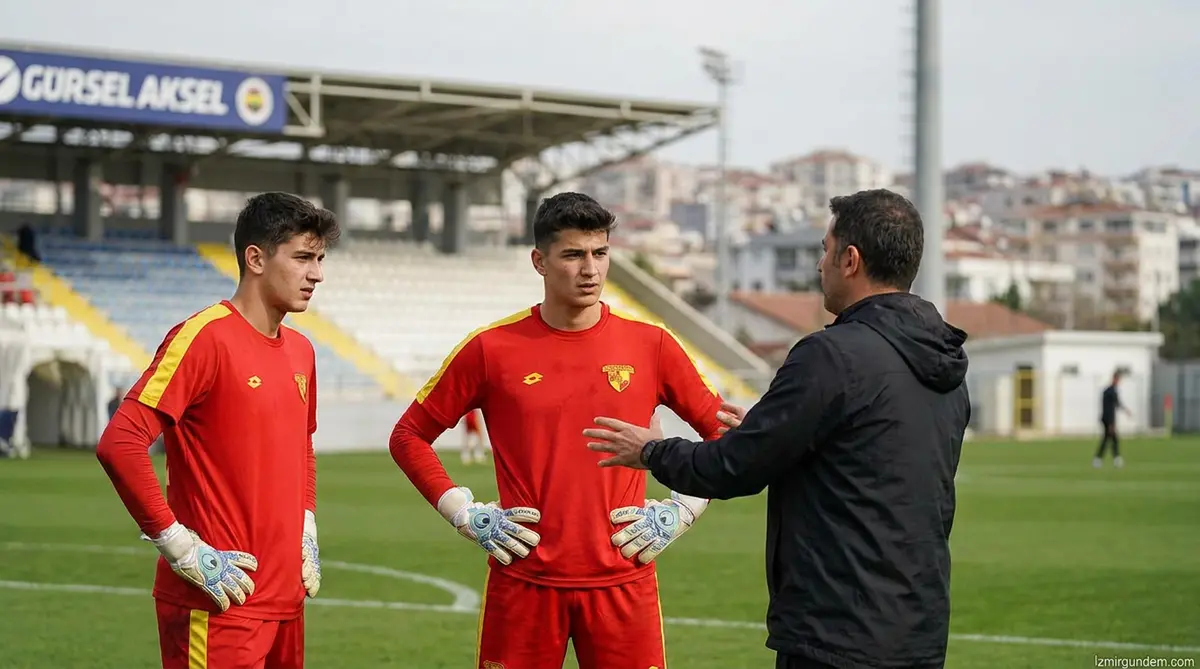 Göztepe’de Lis Gidiyor Kale İçin İki Genç Aday Geliyor