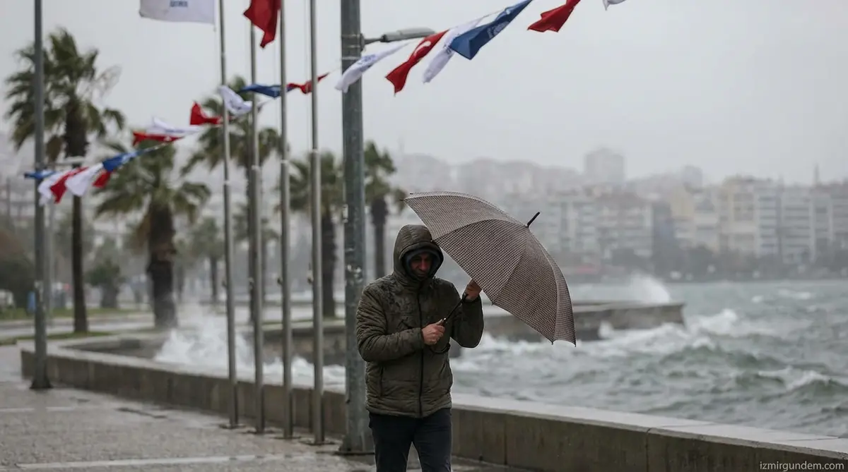 İzmir'de Pazar Günü Rüzgarlı Hava Uyarısı