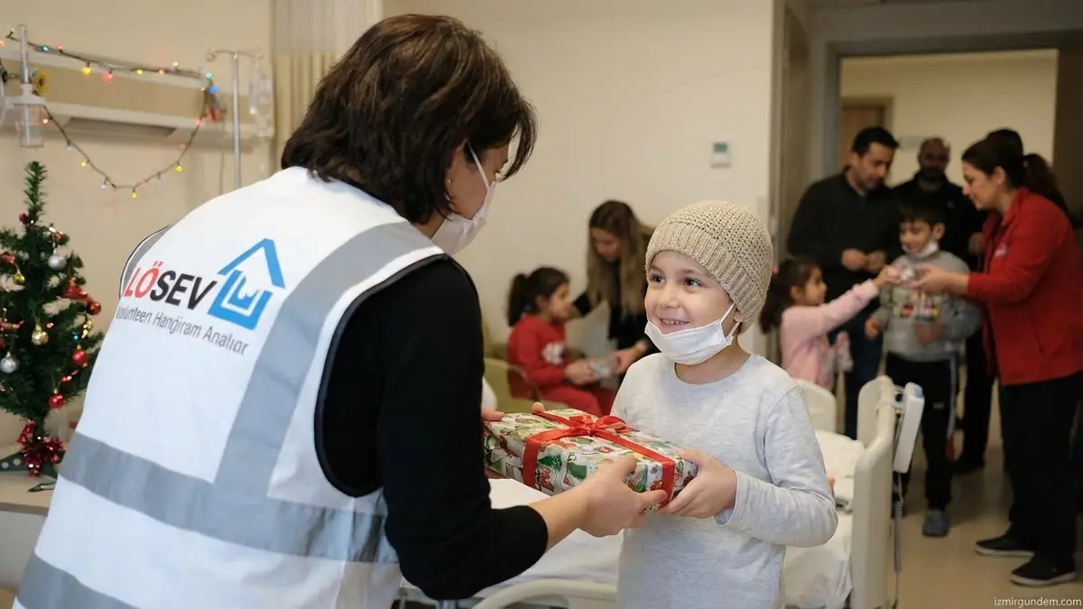 LÖSEV'den Çocuklara Yeni Yıl Umudu