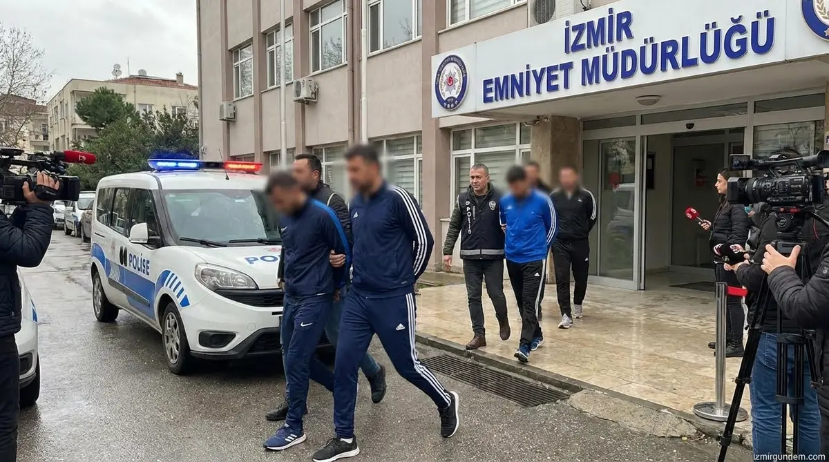 İzmir'de Futbolculara Bahis Operasyonu
