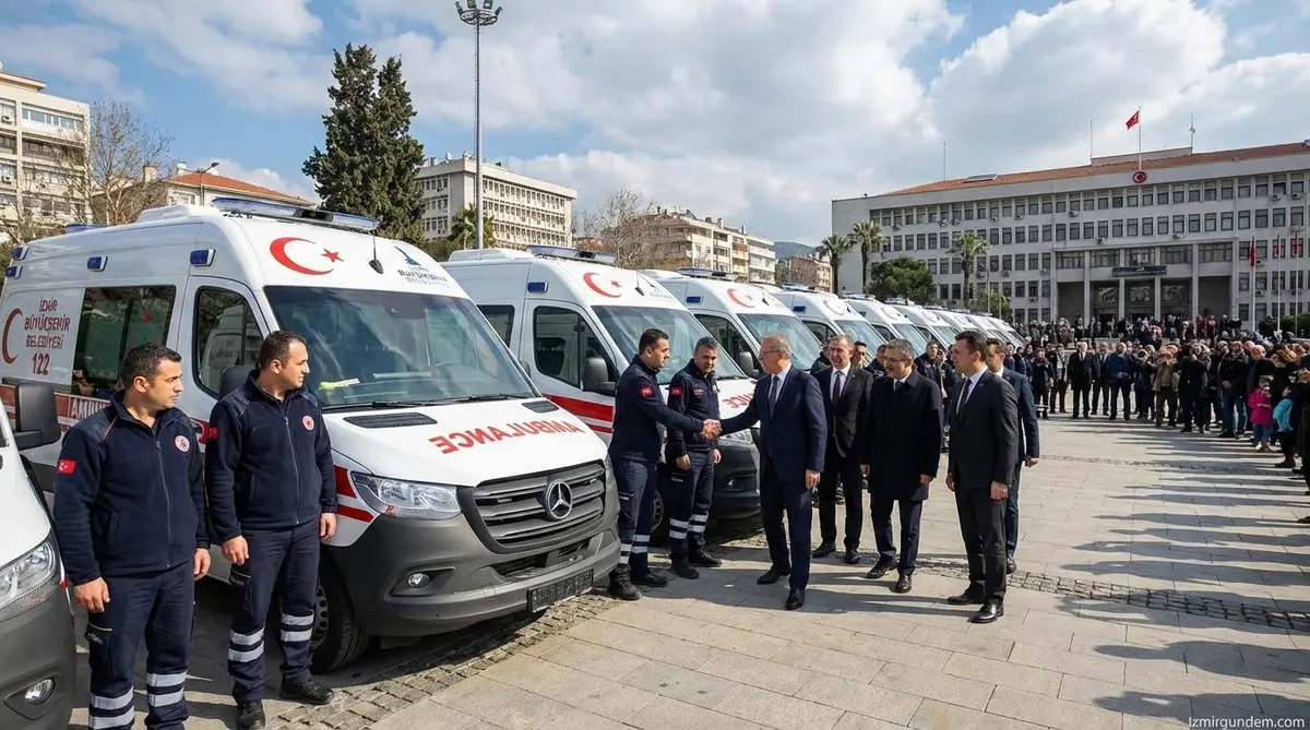 İzmir'de Ambulans Filosu Güçlendi