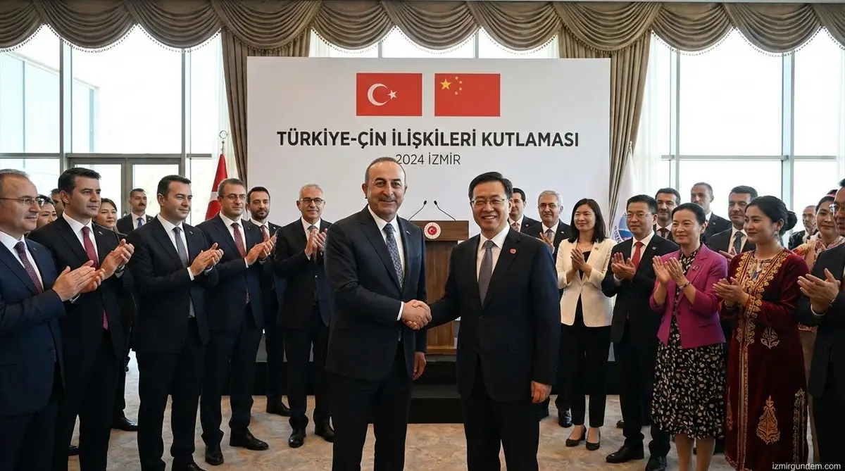 İzmir'de Türkiye-Çin İlişkileri Kutlandı