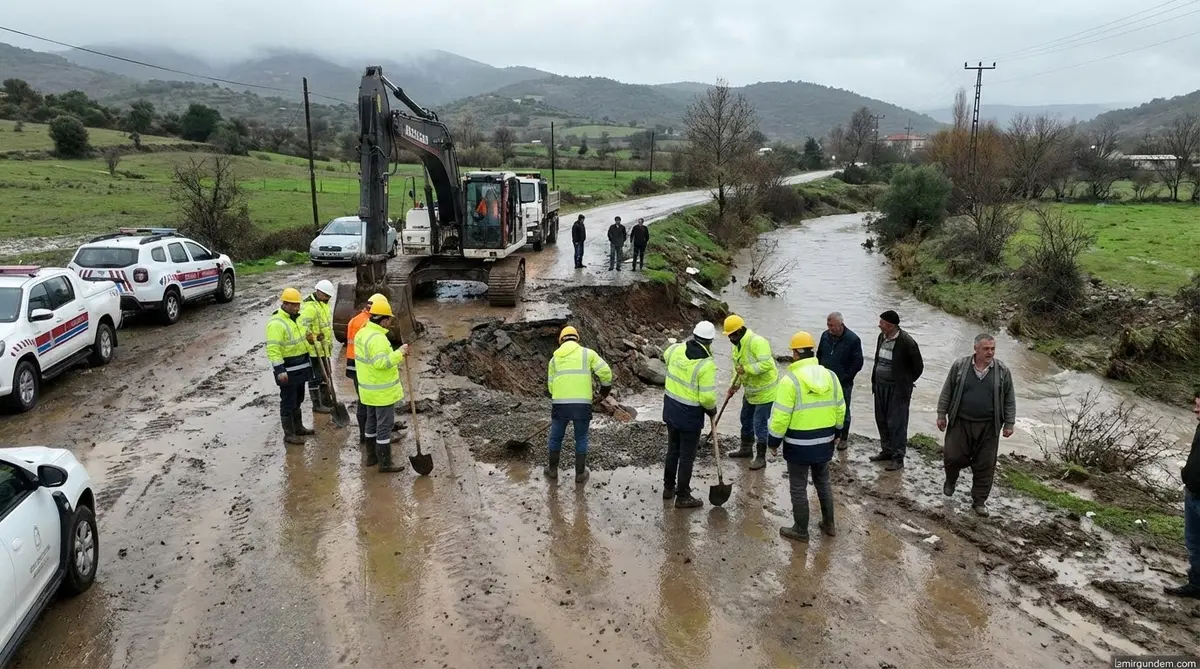 İzmir'de Yağış Sonrası Kırsalda Onarım Çalışmaları
