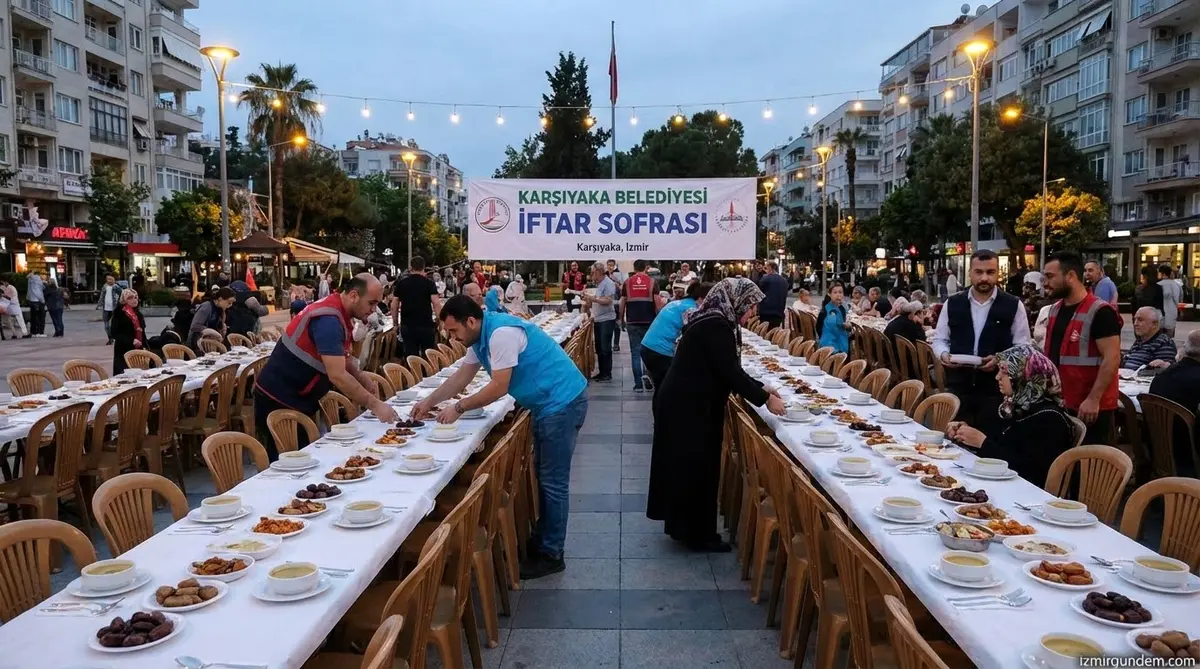Karşıyaka'da İftar Sofraları Kuruluyor