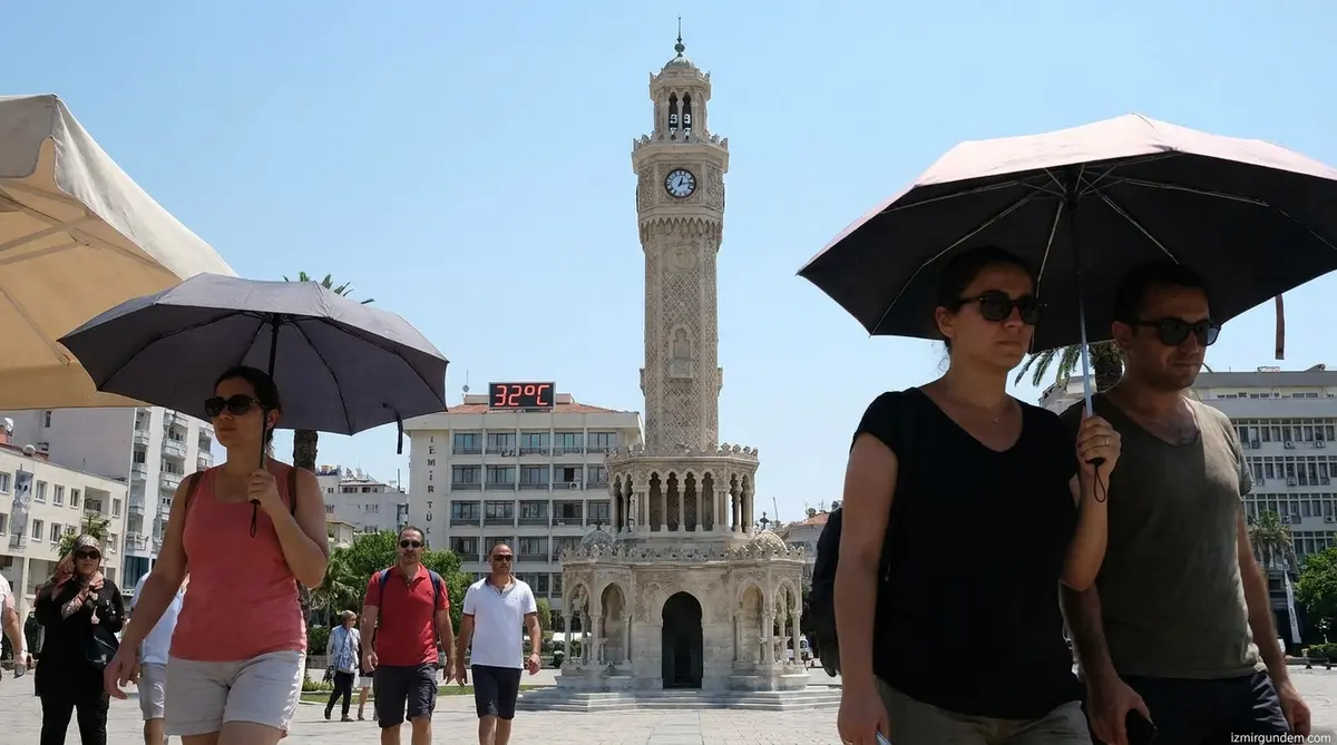İzmir Hava Durumu: Bugün Sıcaklıklar 32 Dereceye Çıkıyor