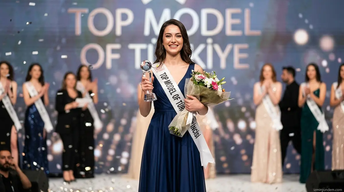 İzmirli Hacer Şahan Top Model of Türkiye İkincisi Oldu