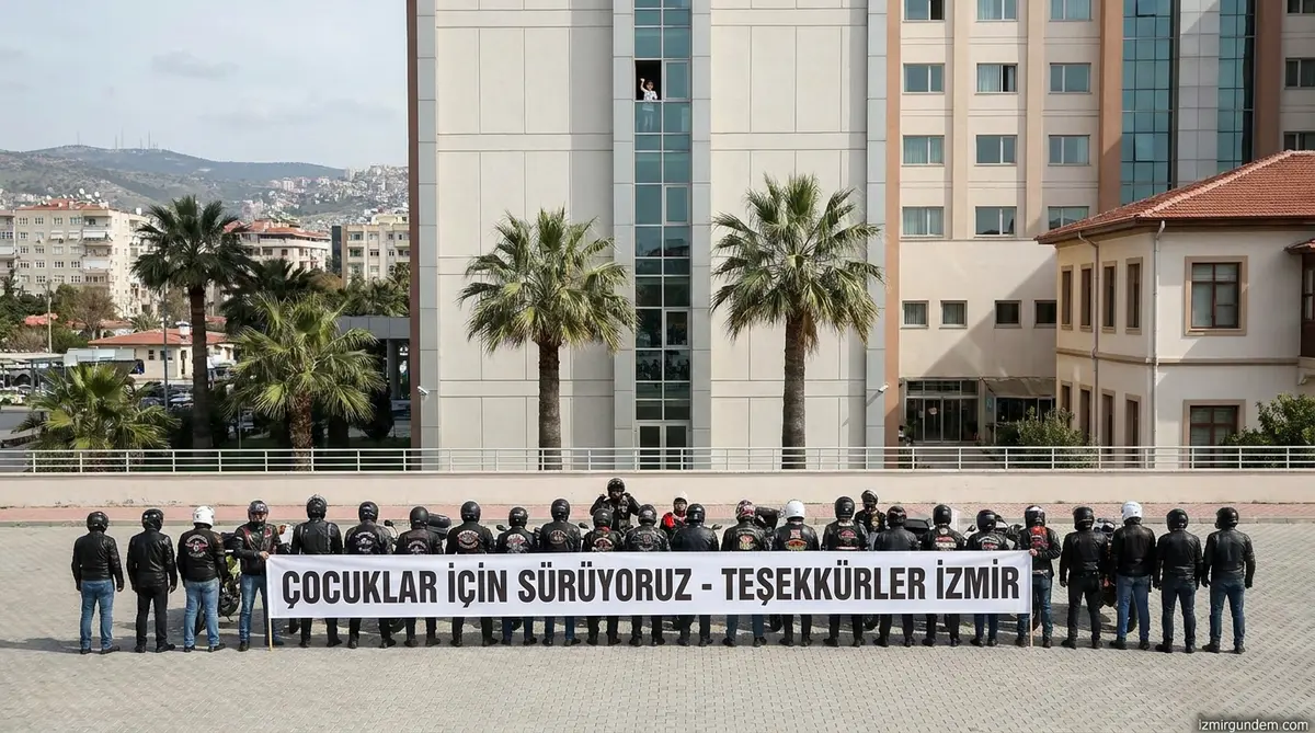 İzmirli Motosikletçilerden Lösemili Ali Tahir’e Hastane Önünde Sürpriz