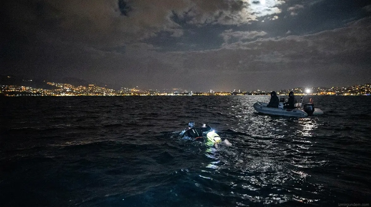 İzmirli Tuna Tunca 34 Kilometrelik Catalina Kanalı İçin ABD Yolcusu