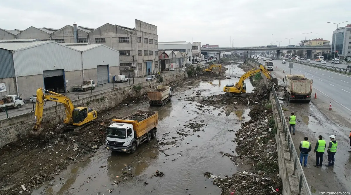 İZSU Manda ve Bostanlı Derelerindeki Temizliği Tamamladı