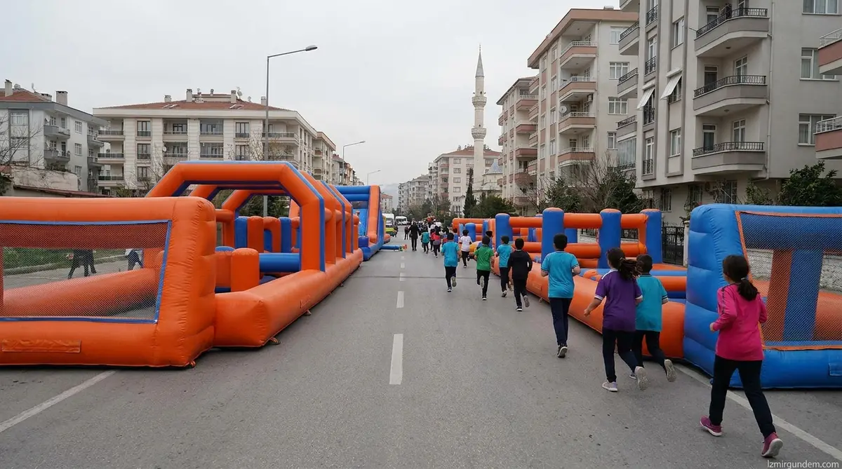 Karşıyaka Cumhuriyet Mahallesi Sokak Olimpiyatlarına Sahne Oldu