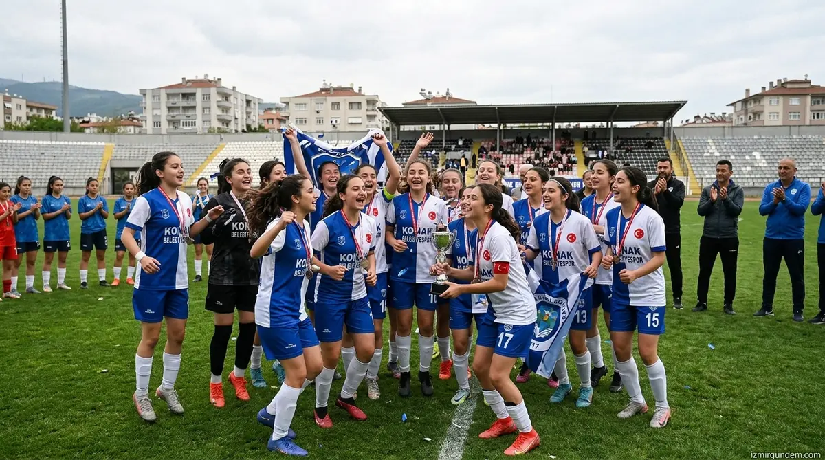 Konak Belediyespor U-17 Kızları Grup Şampiyonu Oldu