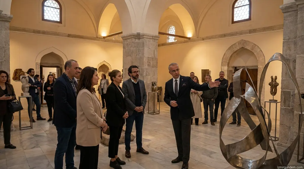 Kıllıoğlu Hamamı’nda Görünmeyen Formlar Sergisi Açıldı