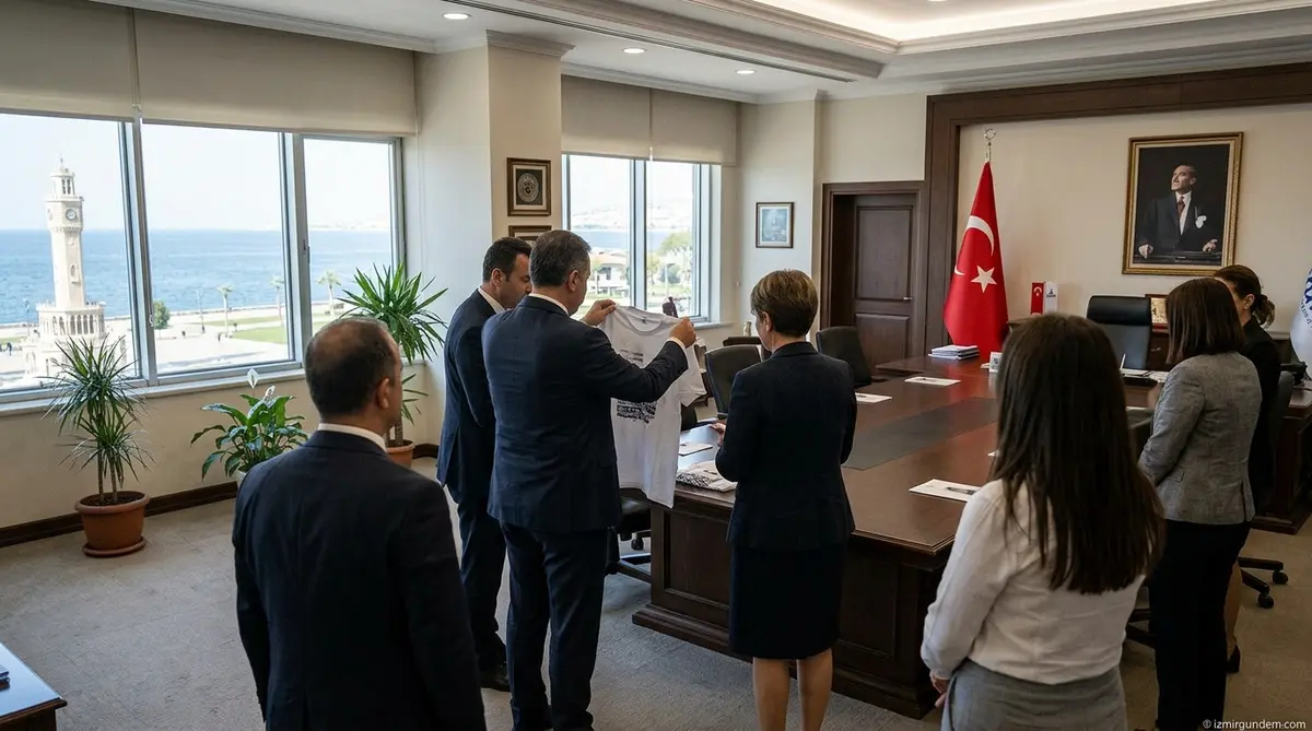 Menderes'te Taksici Esnafından Asuman Şen'e Kritik Ziyaret