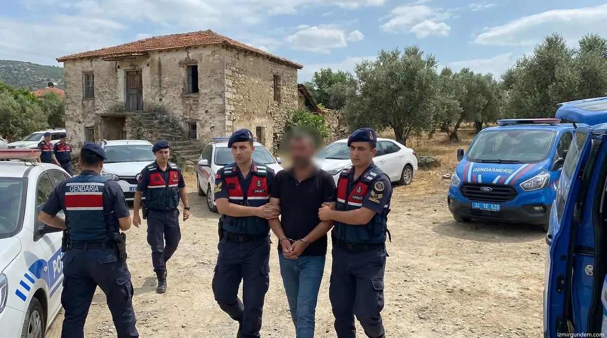 Selçuk'ta 60 Suçtan Aranan Hükümlü JASAT Operasyonuyla Yakalandı