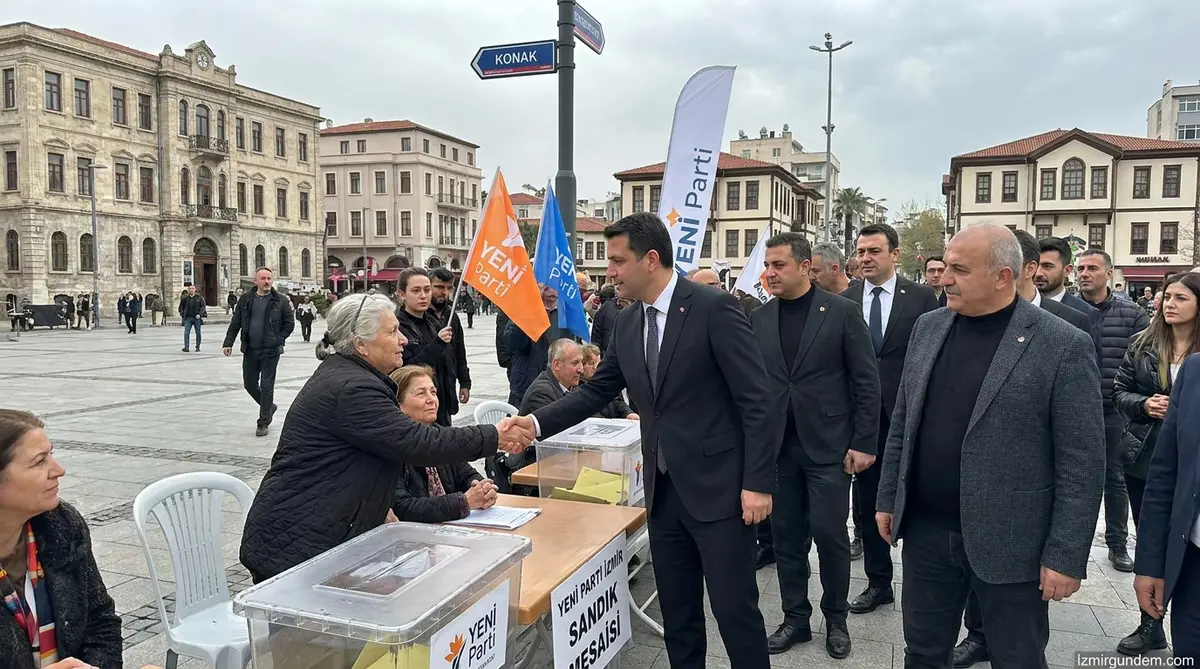 YENİ Parti İzmir'de Sandık Mesaisi: Çağatay Güç 6 İlçeyi Gezdi