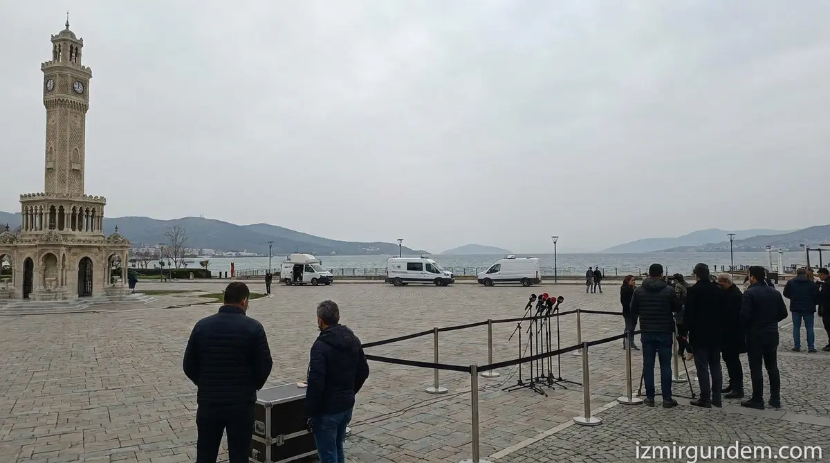 Ödemiş'te 23 Yıl Cezalı Firari Mutfaktaki Gizli Bölmede Yakalandı