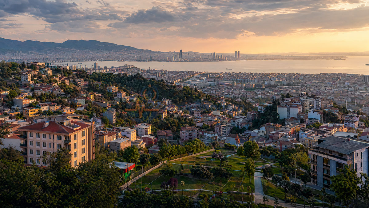 Karabağlar ilçesi, İzmir - genel görünüm